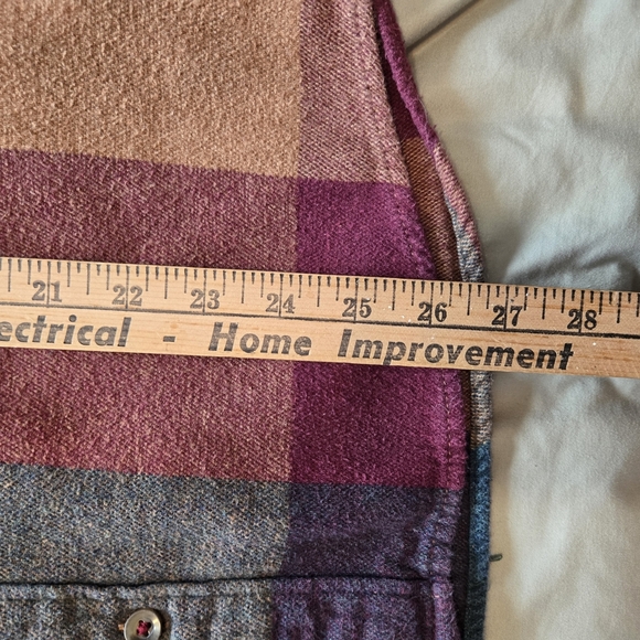 Hollister's Fall Colored Flannel - Picture 6 of 8